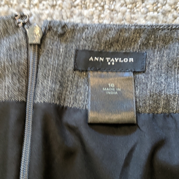 Ann Taylor Pencil Skirt - Picture 3 of 3